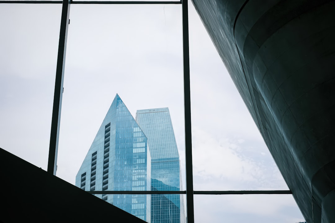 Data center boom is putting more homes near facilities — Texas real estate