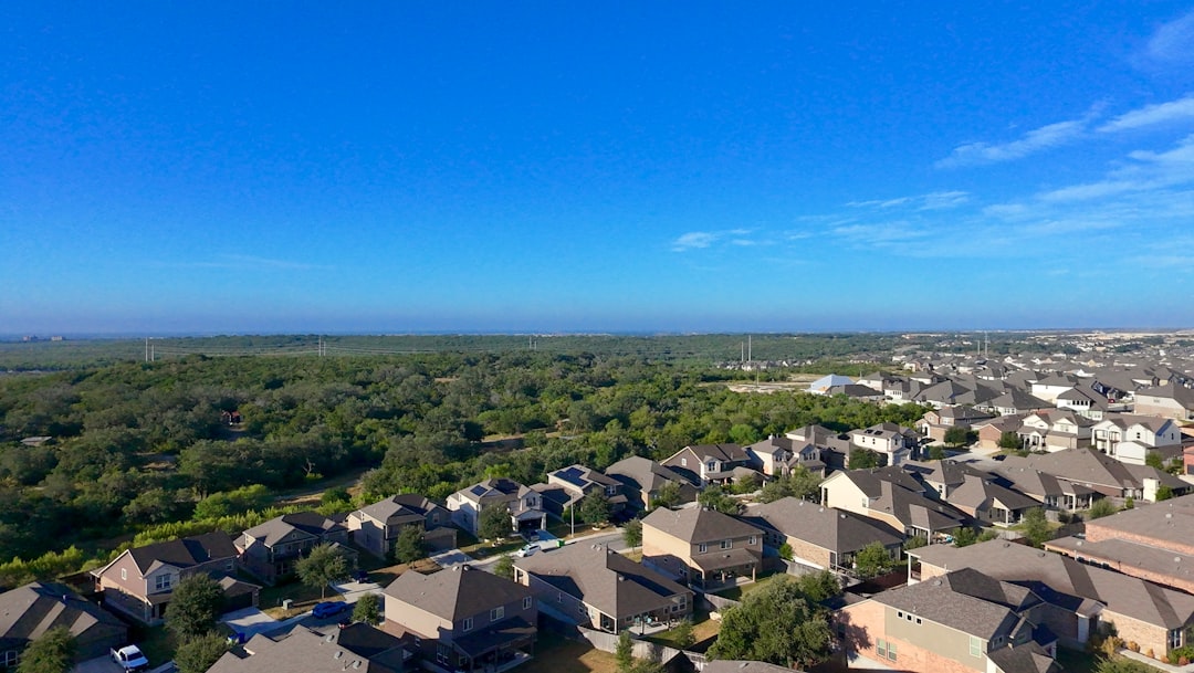 Parents follow their kids to the South in 'baby chaser' boom — Texas real estate
